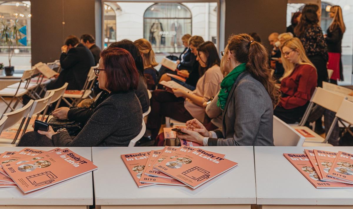 Campaign about IT study opportunities in Latvia is launched in Ukraine and Lithuania